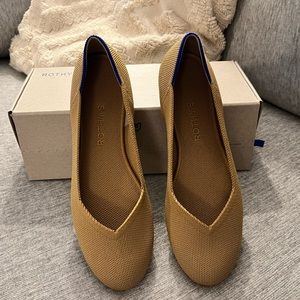 Rothy’s brand new with box.